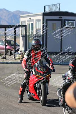 media/Dec-01-2025-Moto Forza (Mon) [[2daa91e15f]]/4-Around the Pits/